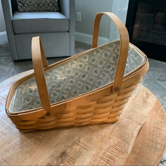 Longaberger Basket - Picture 6 of 15
